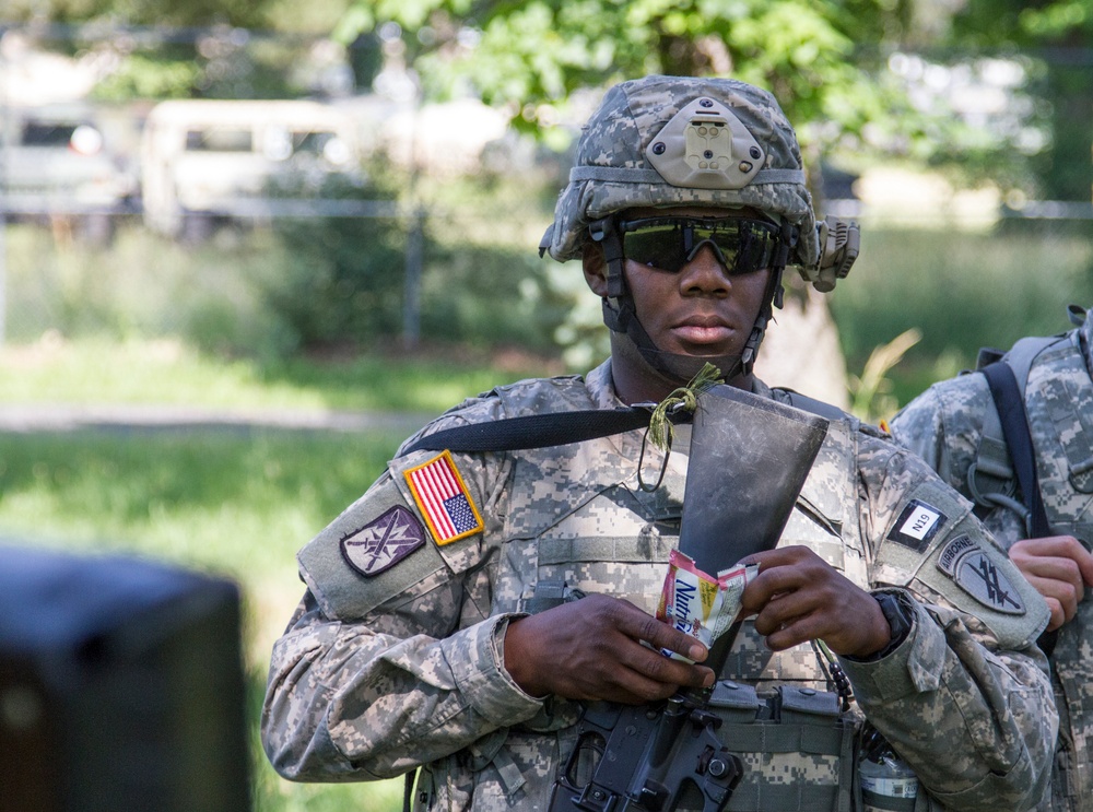 2014 Army Reserve Best Warrior Competition - Search and seizure