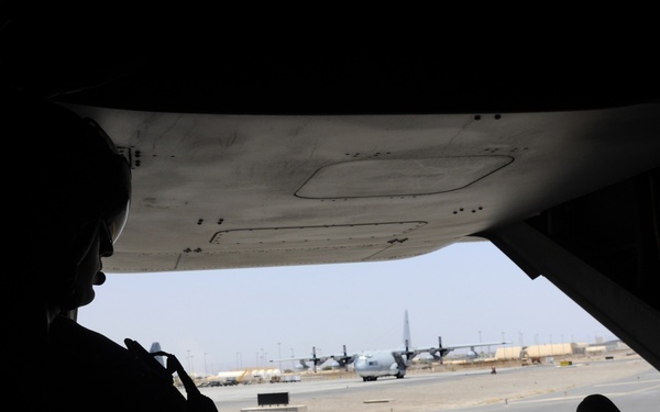 MV-22 Osprey crew chief