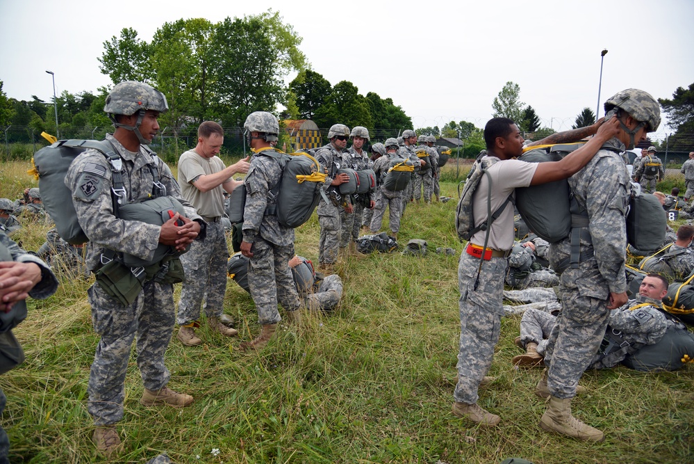 173rd Airborne Brigade jump training on Juliet Drop Zone, Pordenone, Italy