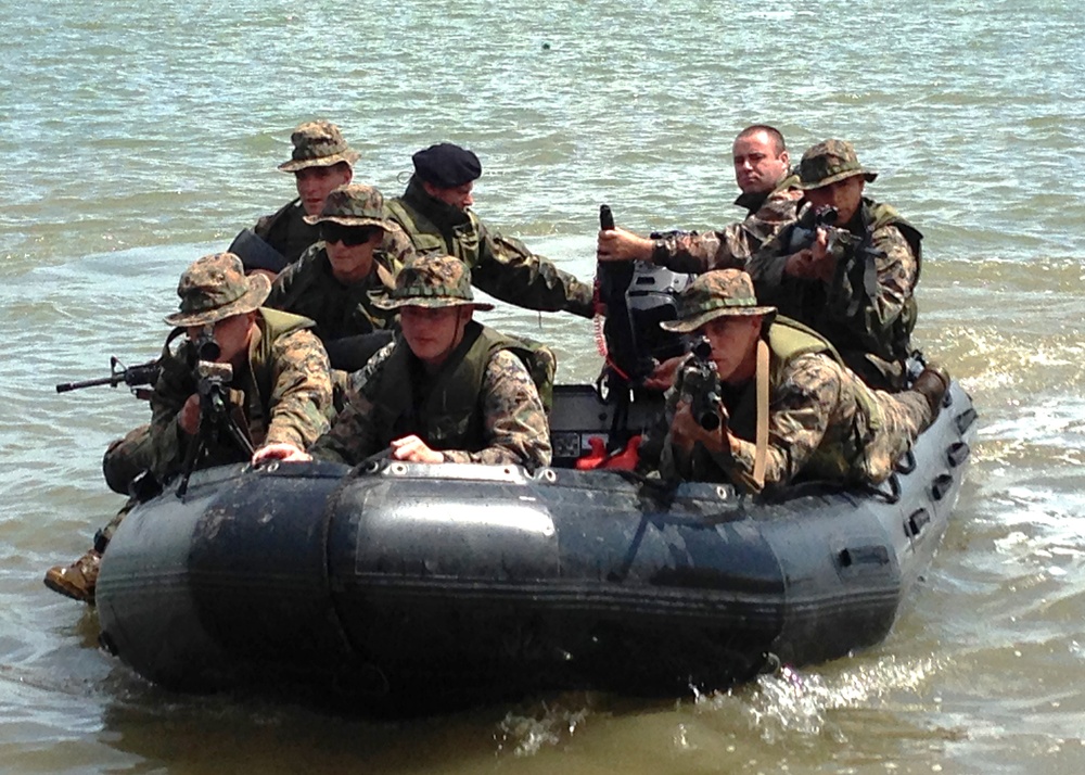 Marines and sailors of BSRF conduct an amphibious exercise with Romanian 307th Naval Infantry Battalion