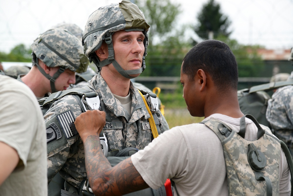 173rd Airborne Brigade Jump training on Juliet Drop Zone , Pordenone, Italy.