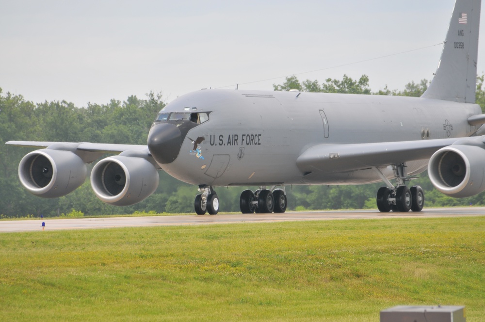 KC-135R Stratotanker return to parking ramp