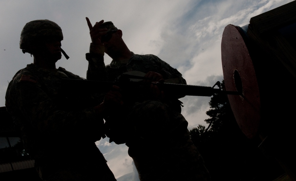 2014 US Army Reserve Best Warrior Competition - Reflexive Fire