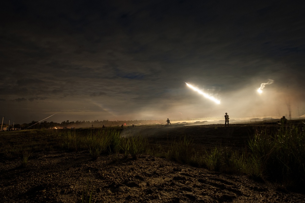 2014 US Army Reserve Best Warrior - M16 night qualification