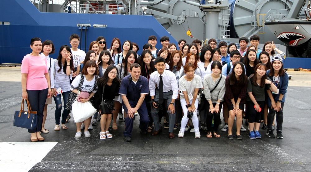 Korean interns tour Busan’s USNS Red Cloud and Pier 8