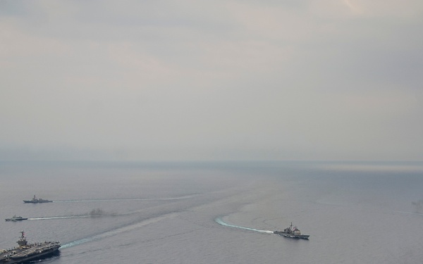 USS George Washington transits South China Sea