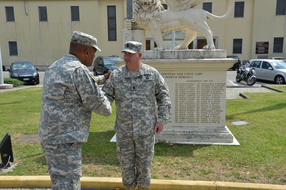 Award ceremony Sgt. Maj. Wesley C. Long