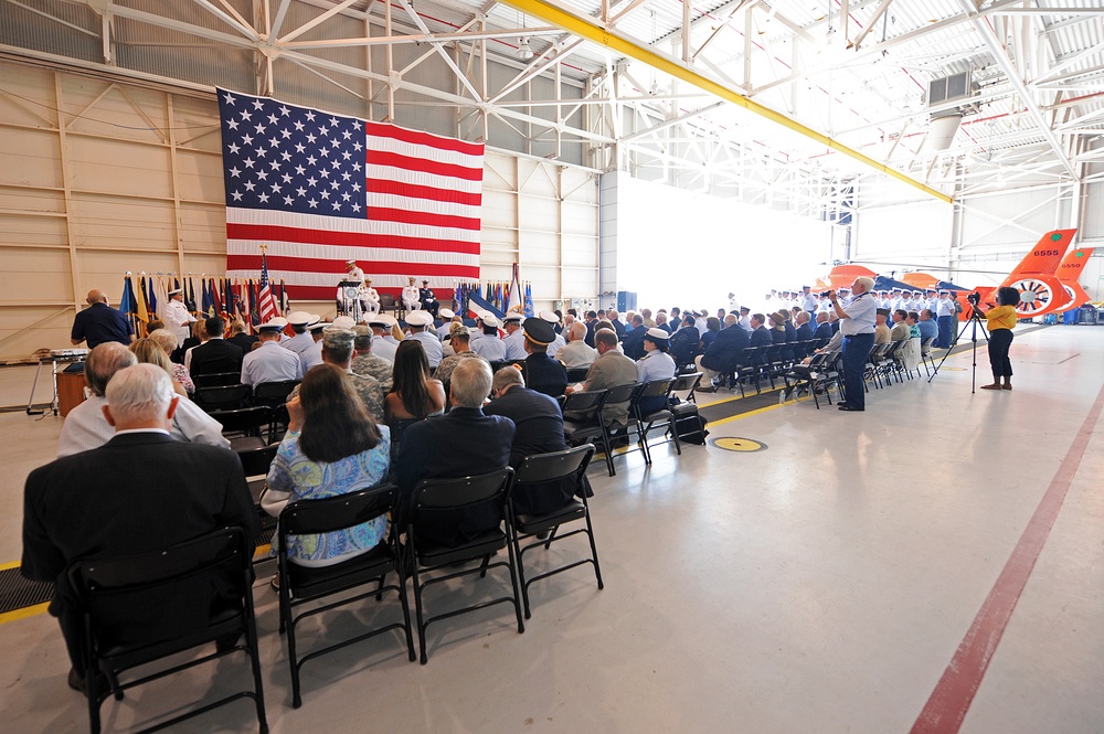 Coast Guard Air Station Savannah holds change of command ceremony