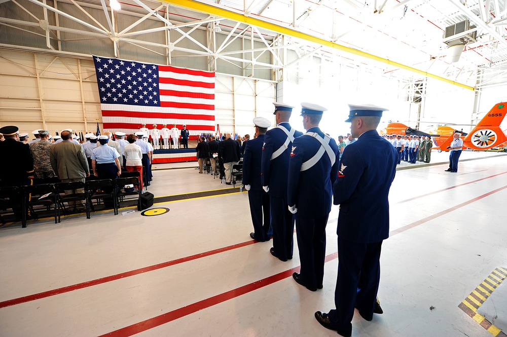 Coast Guard Air Station Savannah holds change of command ceremony