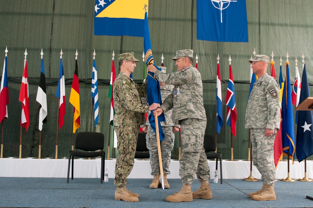 Colorado Guardsman welcomed in as new NATO commander