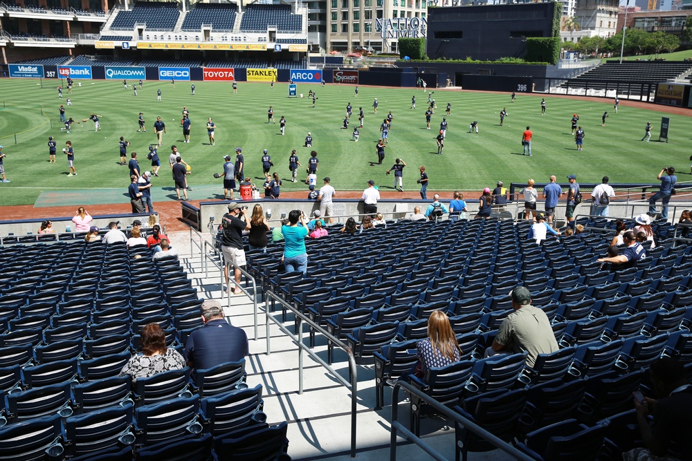 San Diego Padres host baseball clinic for military children