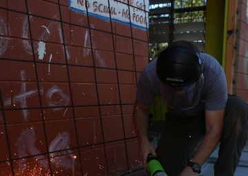 Marines, sailors help Beswick community