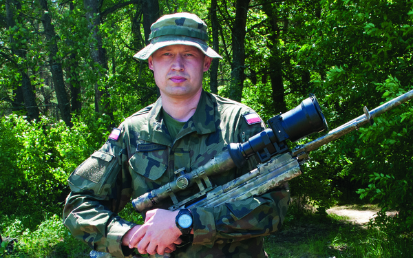 Polish, Canadian and US paratroopers conduct combined airfield seizure