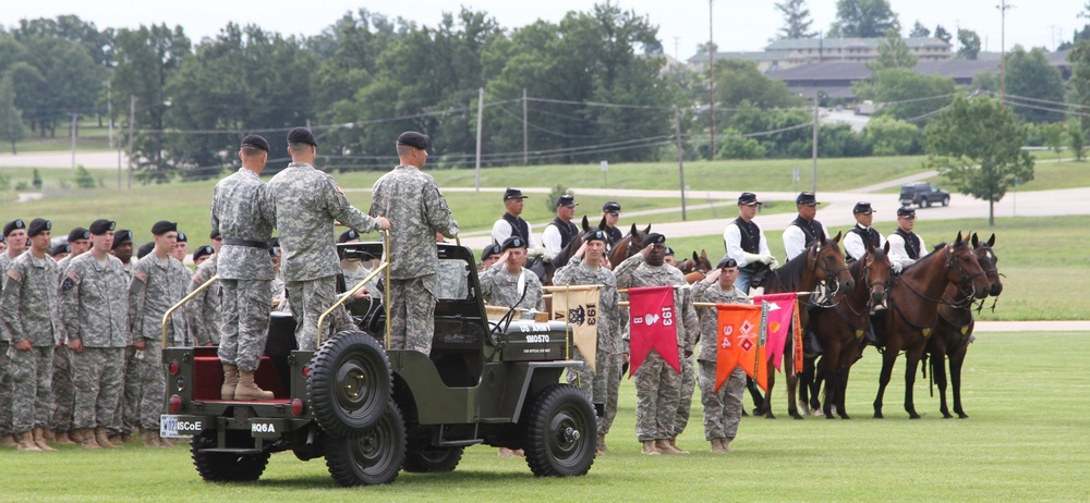 4th MEB welcomes new commander