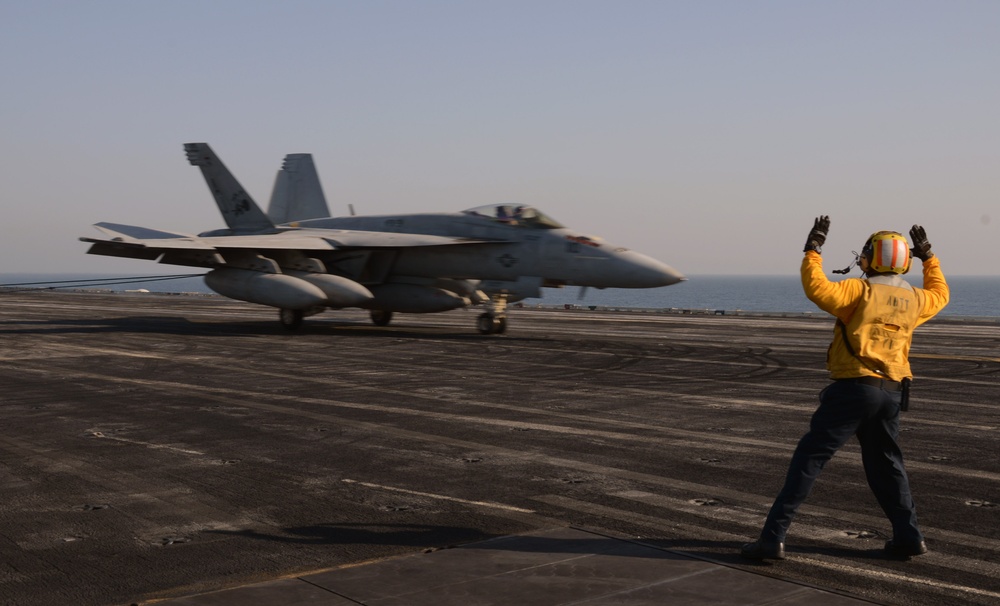 USS George H.W. Bush flight deck operations