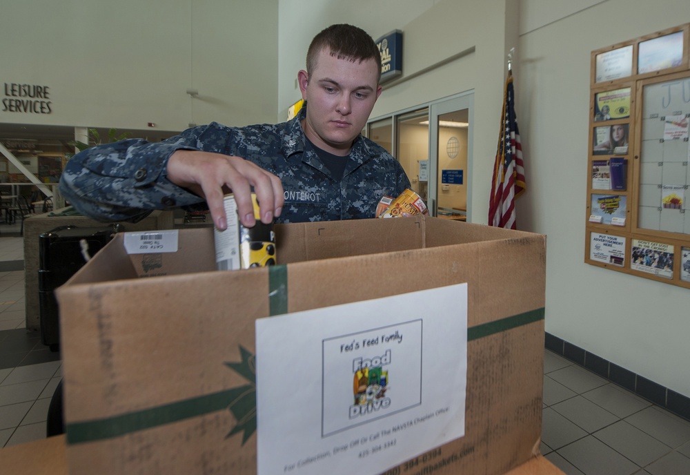 Naval Station Everett Feds Feed Families