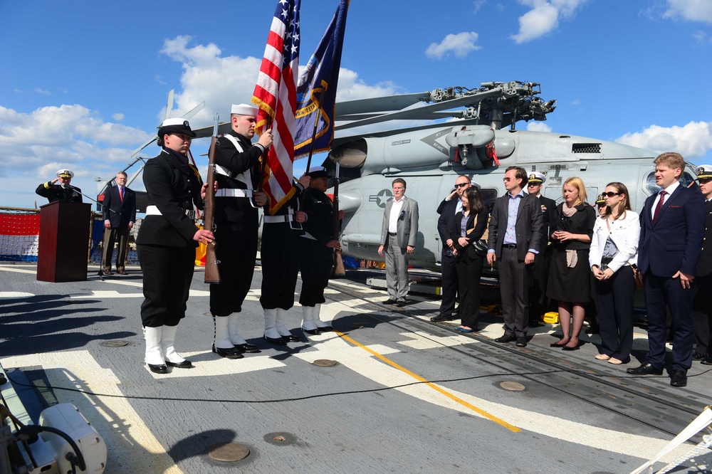 USS Oscar Austin