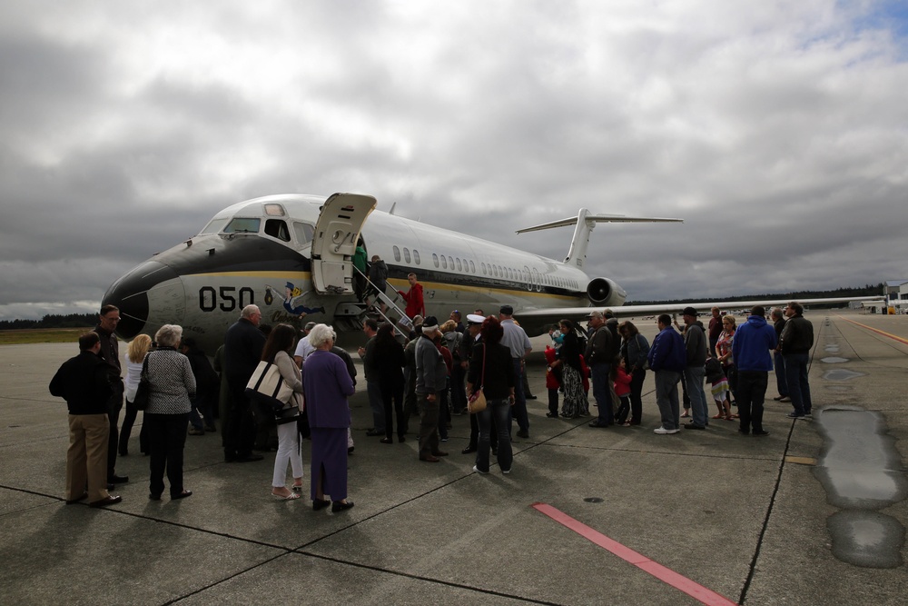 C-9B Skytrain II last flight