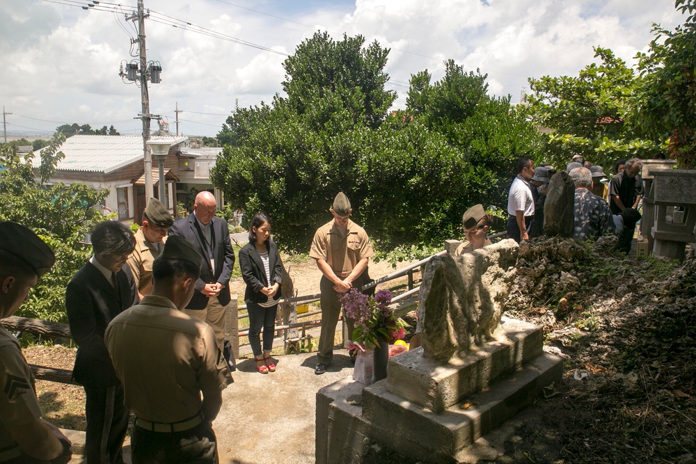 Community members, Marines honor Col. Kermit Shelly