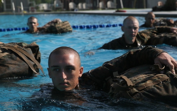 Photo Gallery: Parris Island recruits dive into Marine Corps’ amphibious nature