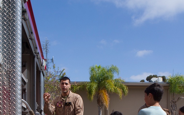 Lil’ Leathernecks learn about military lifestyle