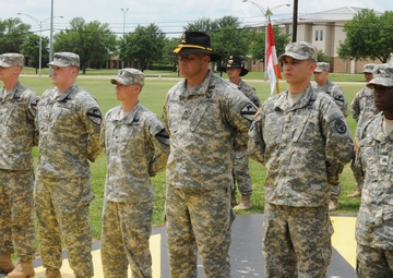 Cavalry Soldiers receive valorous awards