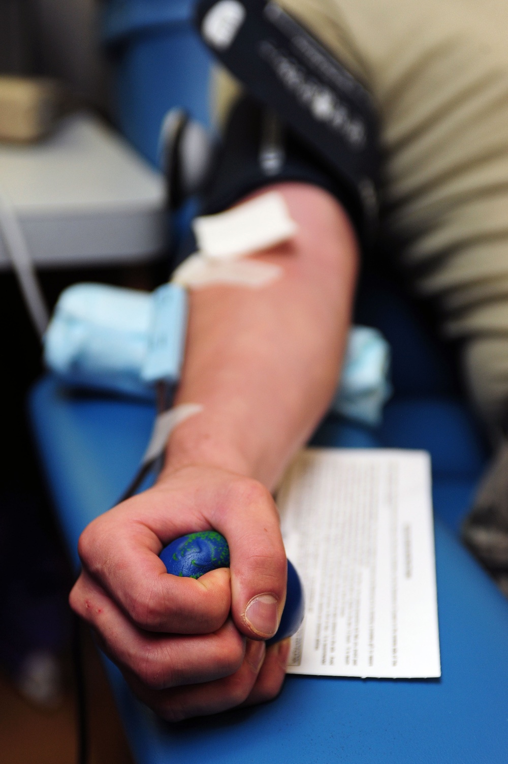 4th FW Airmen donate blood to ASBP