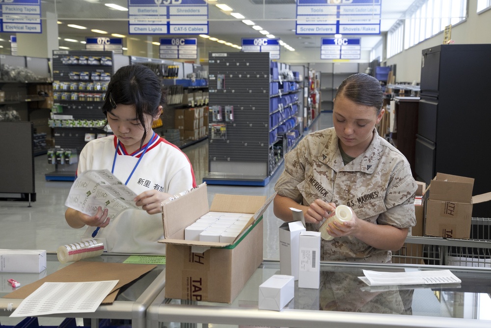 Exchange program brings Okinawa Marines, local students together