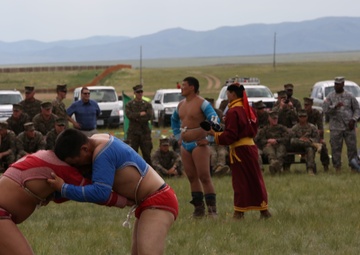 Mongolian Armed Forces share culture during KQ14