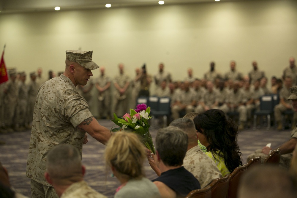 Married sergeants major retire together after 20-plus years of service