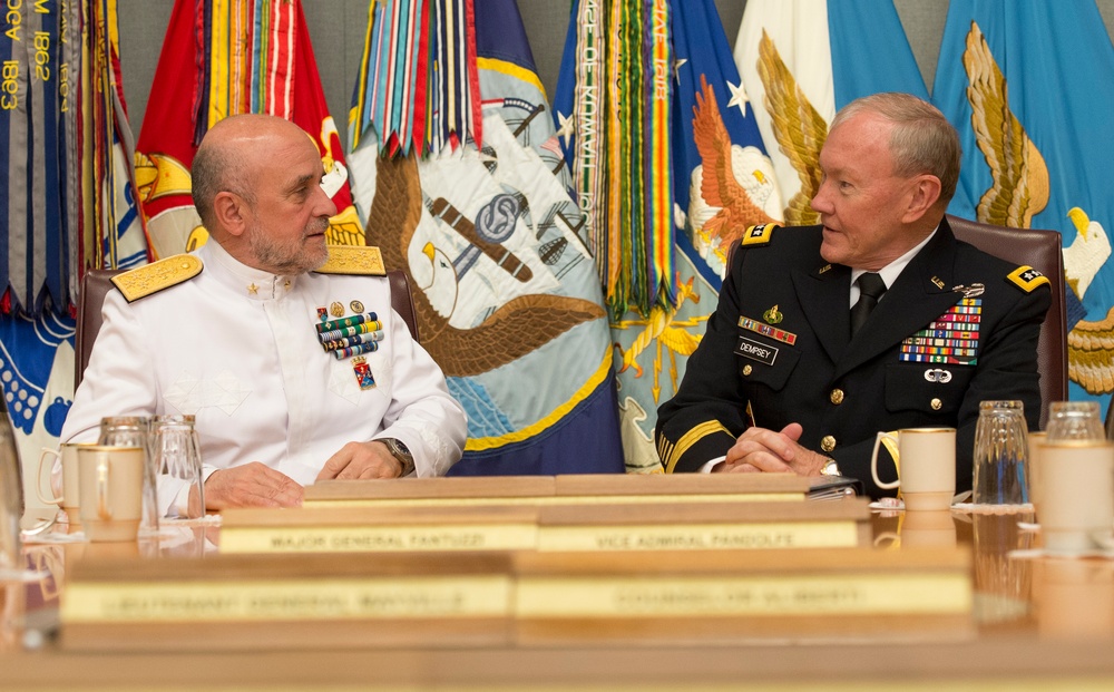 CJCS meets with his Italian counterpart