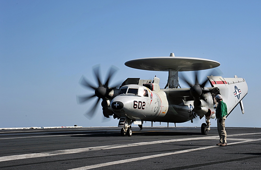 USS George H.W. Bush flight deck activity