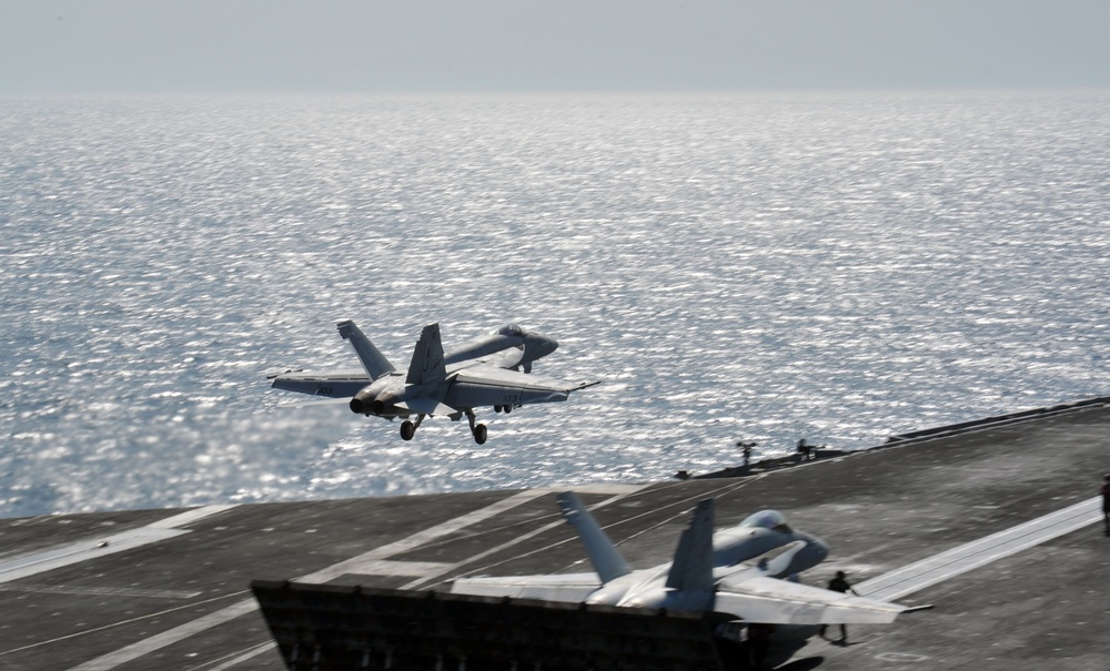 USS George H.W. Bush flightdeck operations