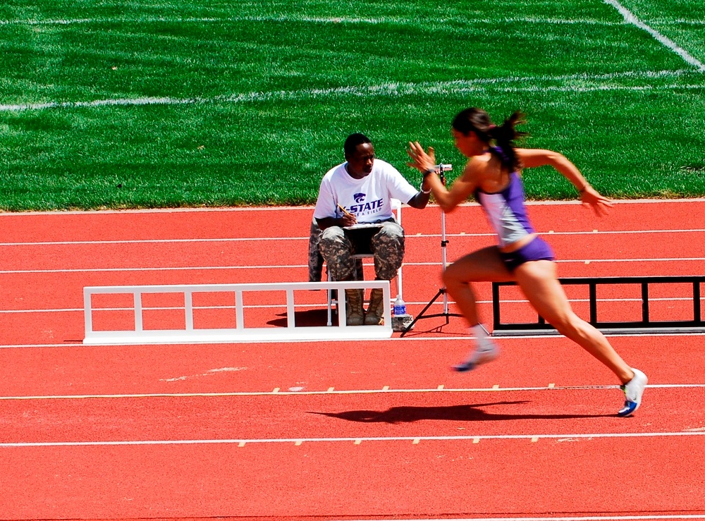 ‘Lifeline’ marks partnership with Kansas State track team with award presentation