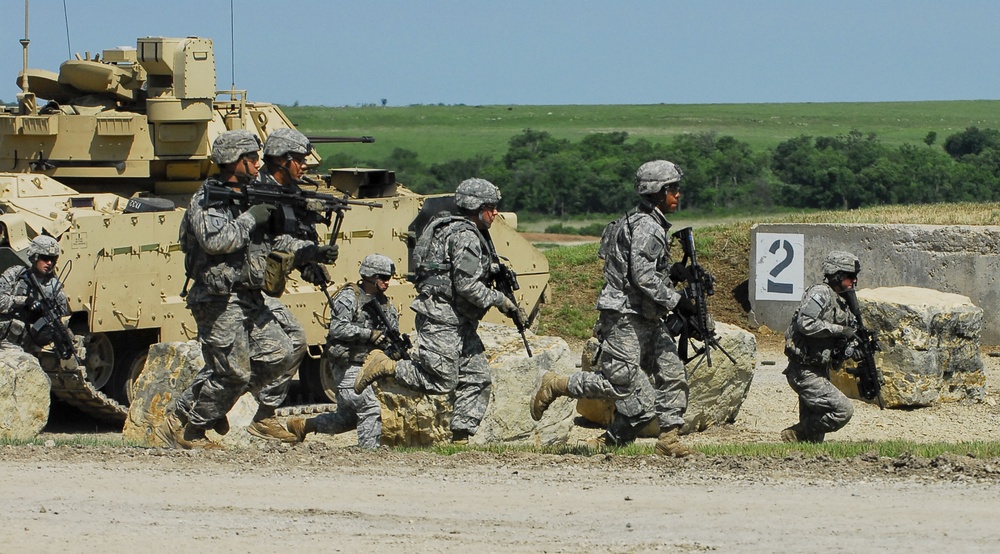 Local leaders, community partners observe live-fire exercise on Fort Riley