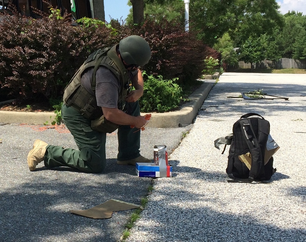 Army EOD troops participate in interagency exercise