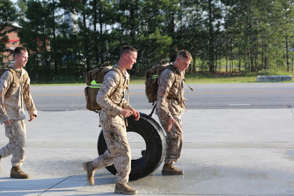 2/2 Marines race to the beach for family day