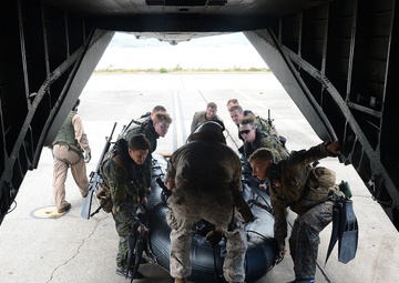 RIMPAC 2014 Helo Rope Suspension Training