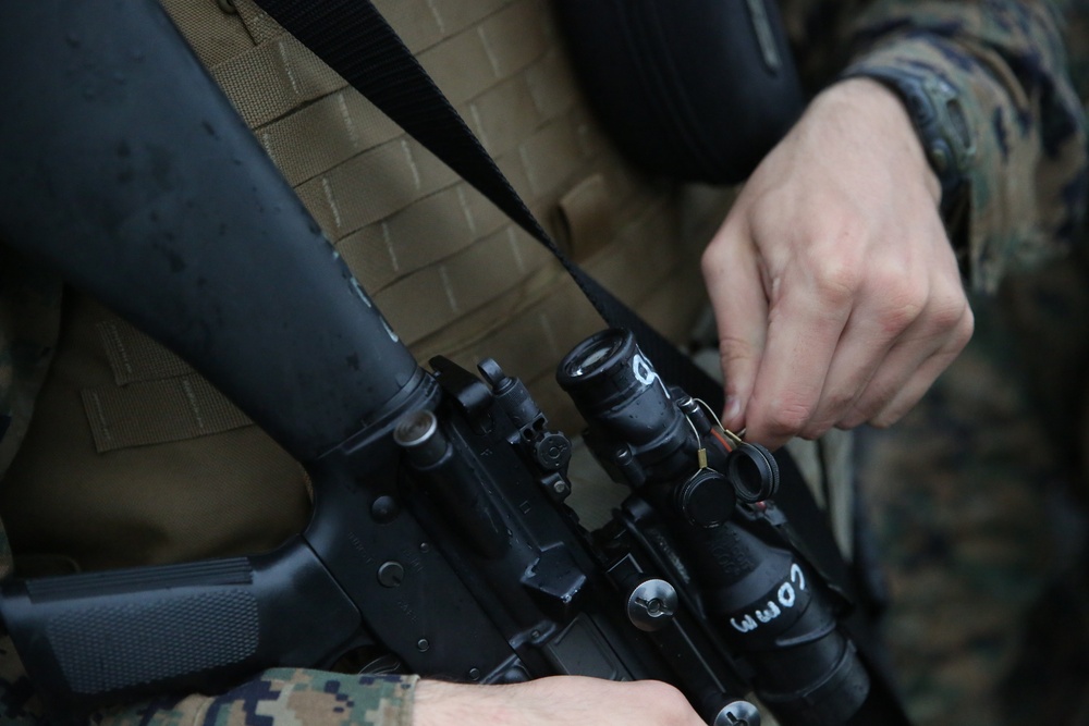 Fuji Warrior 2014: Marines, sailors conduct advanced rifle training