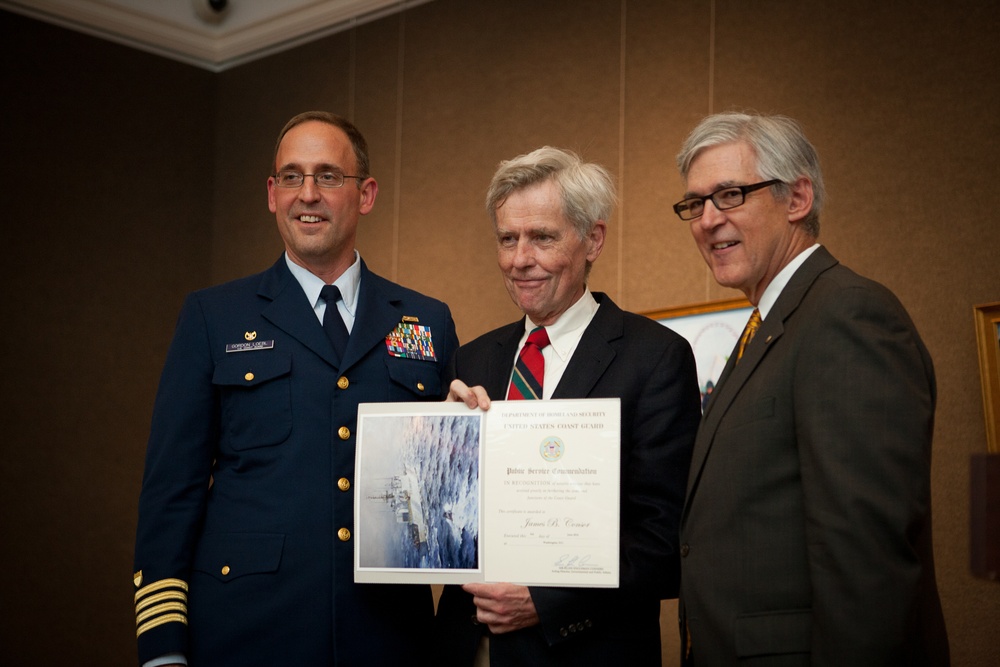 New York City Artist receives a Public Service Commendation Award from the United States Coast Guard