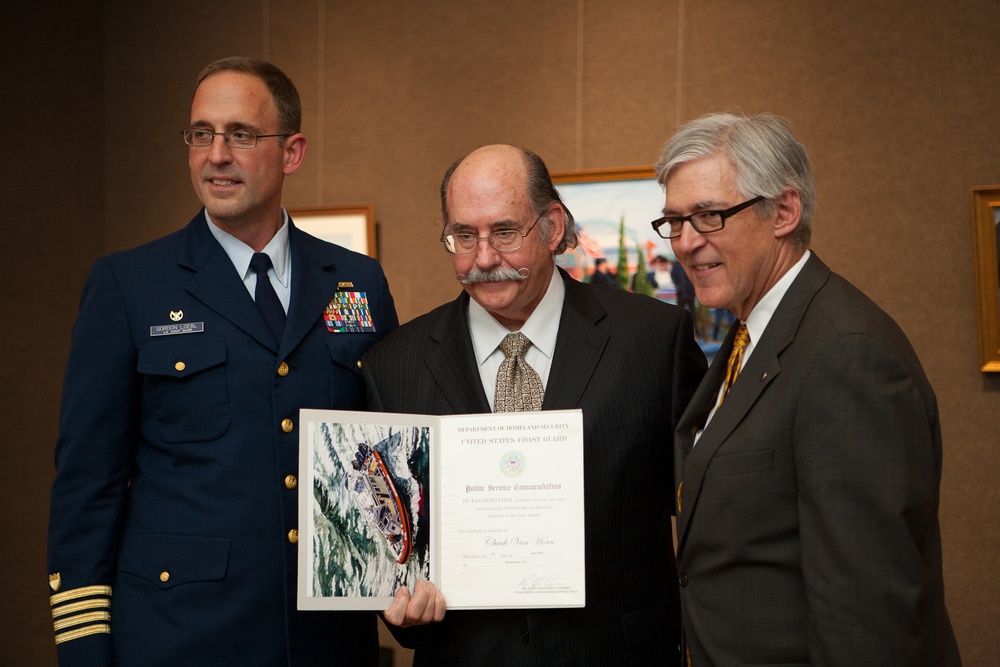 Glen Head, N.Y., artist receives a Public Service Commendation Award from the United States Coast Guard