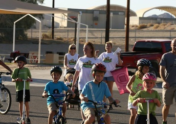 Parade promotes Vacation Bible School