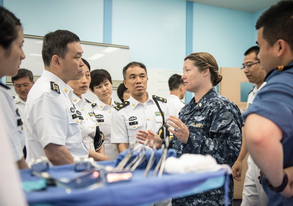 PLA(N) visit to USNS Mercy