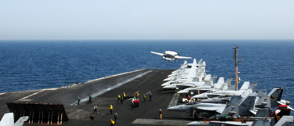 USS George H.W. Bush flight deck operations