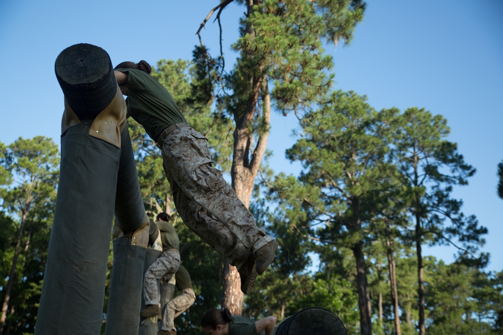 Marine recruits face Confidence Course challenges on Parris Island