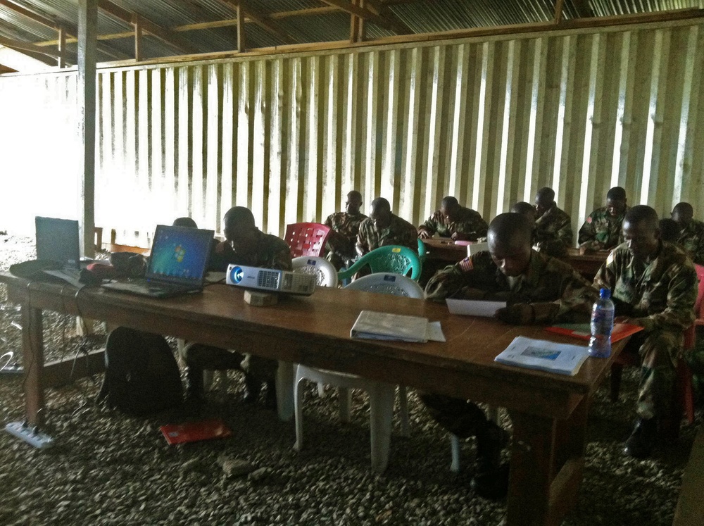 Michigan National Guard Soldiers familiarize Armed Forces of Liberia soldiers on CI measures