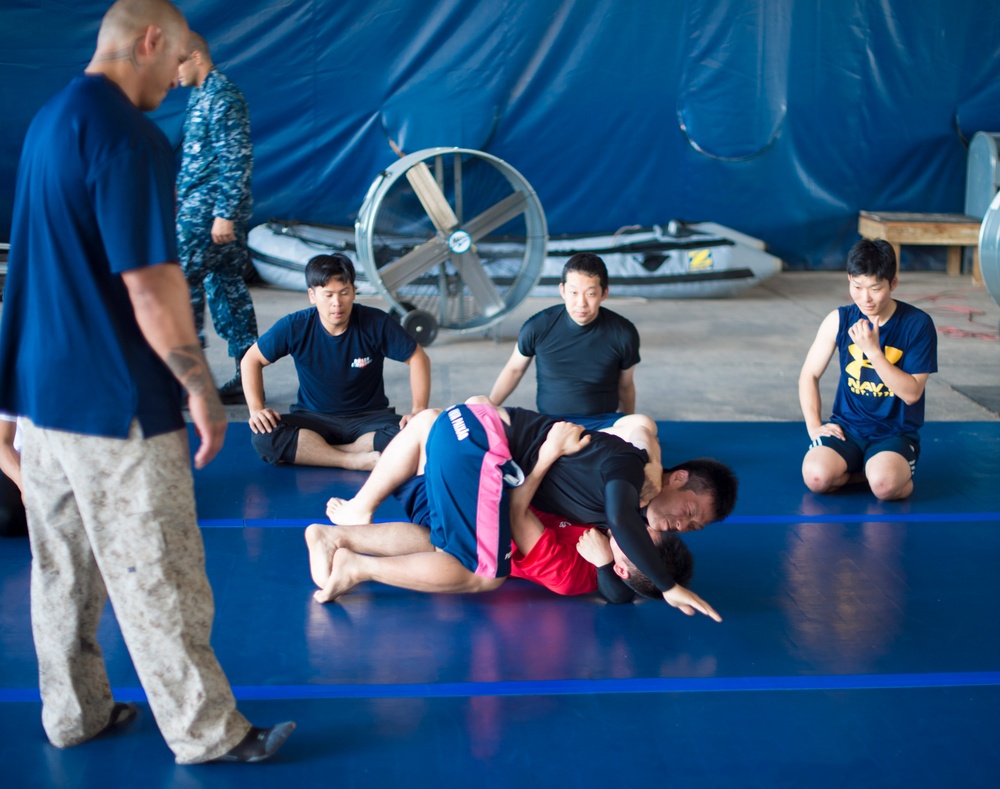 RIMPAC 2014 VBSS training