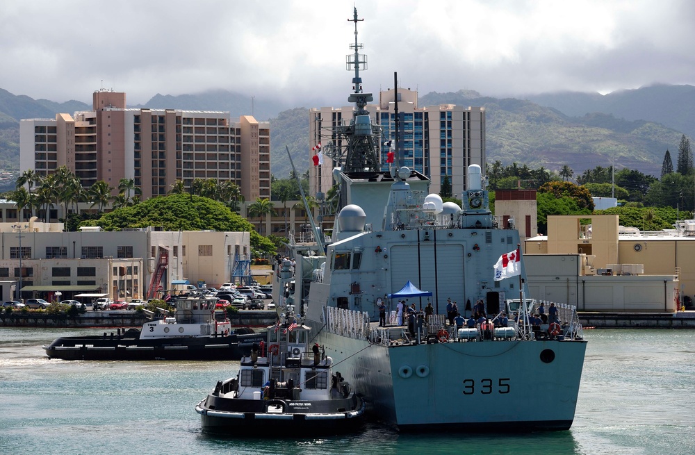 HMCS Calgary RIMPAC 2014
