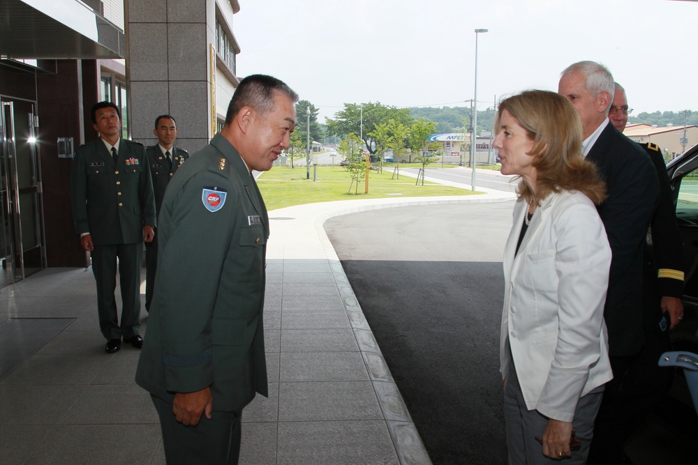 US Ambassador to Japan Caroline Kennedy visits Camp Zama