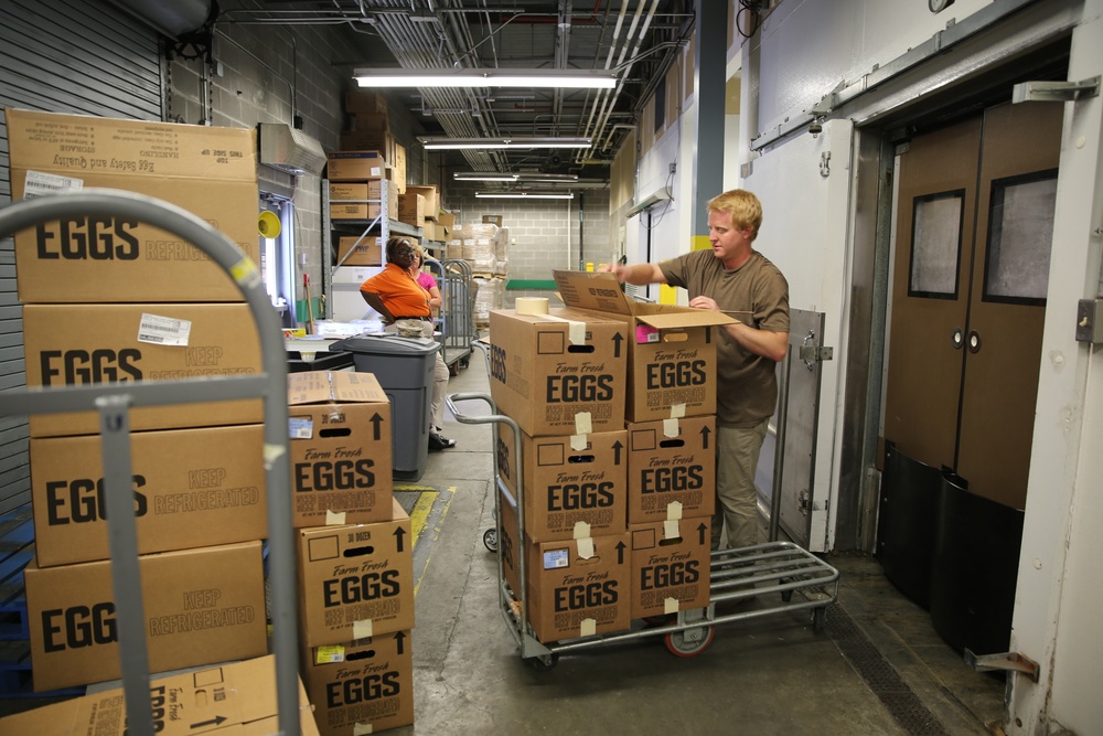 Cherry Point Commissary donates more than 30,000 lbs. to food bank